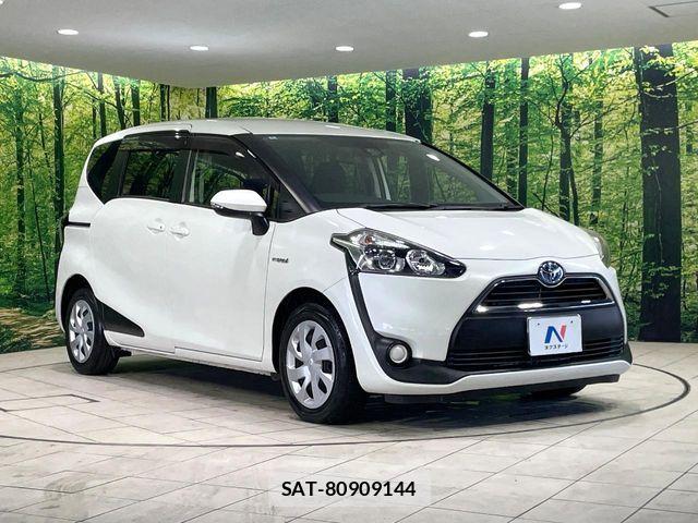 Toyota SIENTA 2016-06 7252331-15