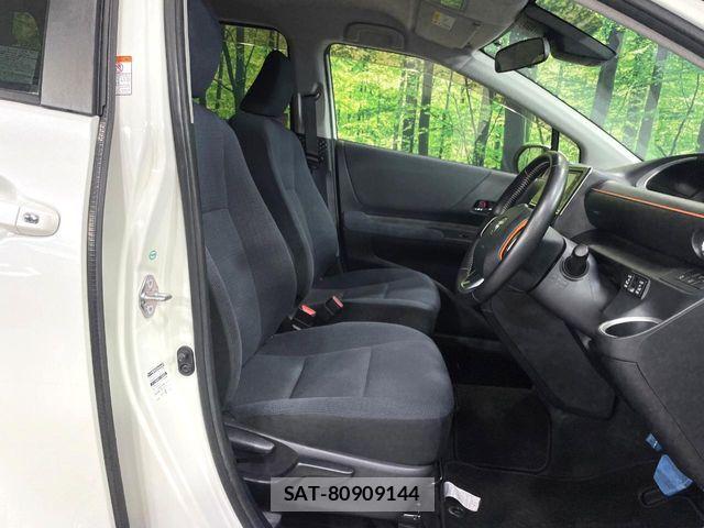 Toyota SIENTA 2016-06 7252331-7