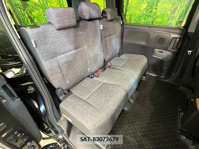 Toyota SIENTA 2023-12 7252320-9