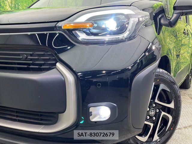 Toyota SIENTA 2023-12 7252320-11