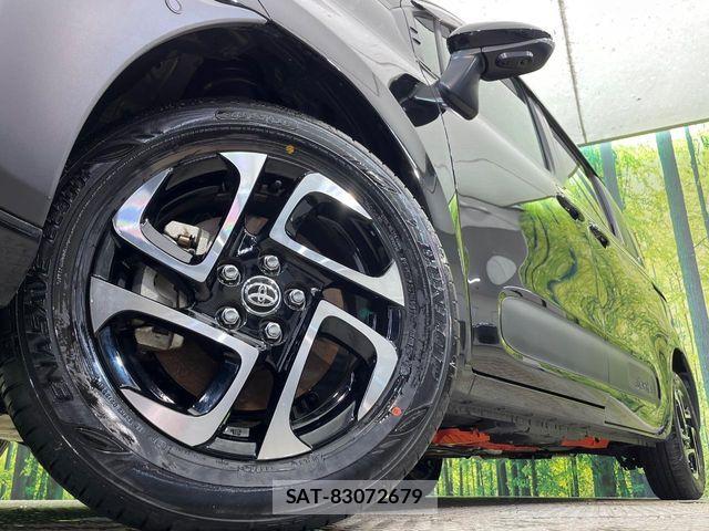 Toyota SIENTA 2023-12 7252320-12