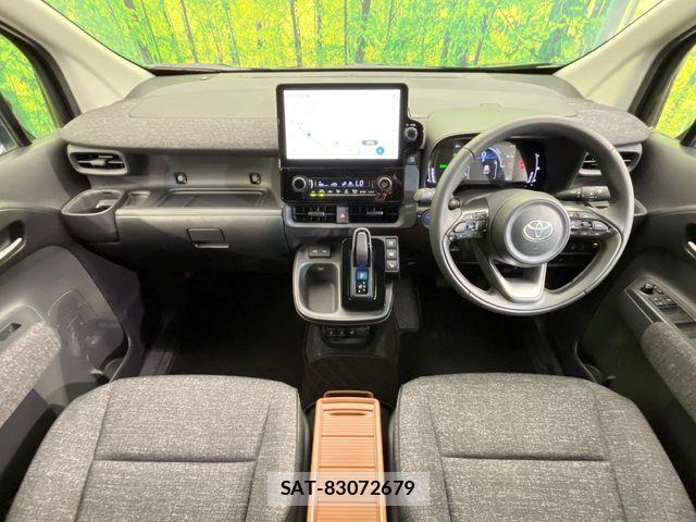 Toyota SIENTA 2023-12 7252320-1