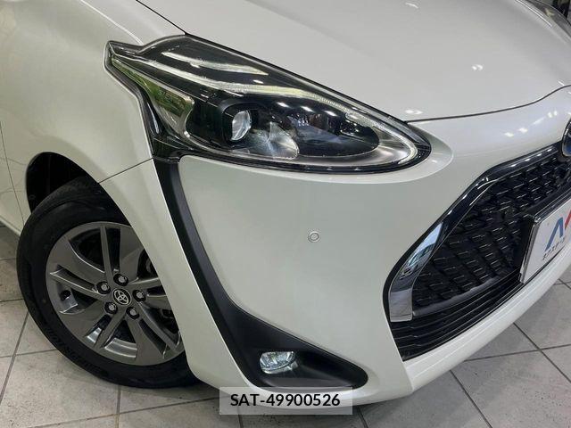 Toyota SIENTA 2021-12 7252328-13
