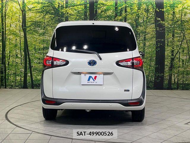 Toyota SIENTA 2021-12 7252328-16