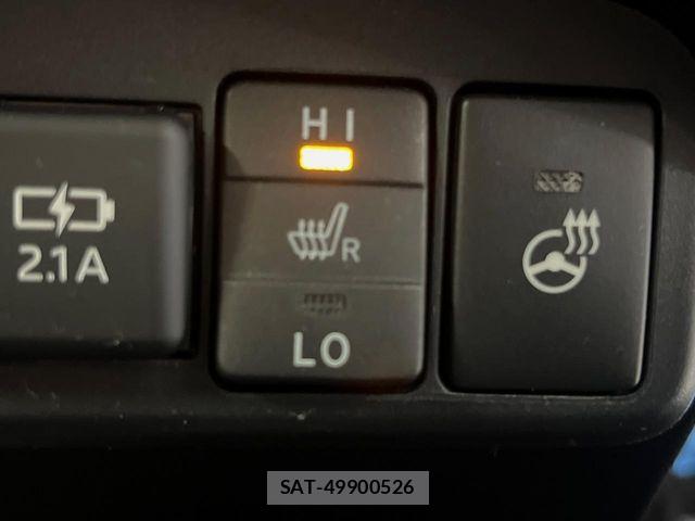 Toyota SIENTA 2021-12 7252328-7