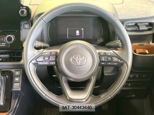 Toyota SIENTA 2024-02 7252324-10
