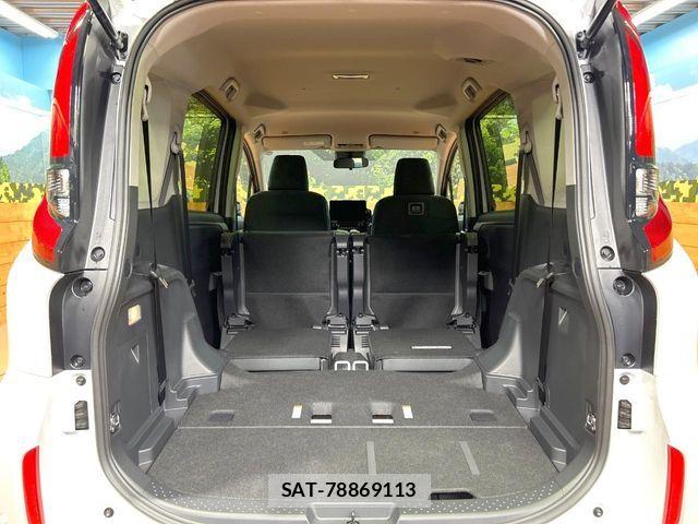Toyota SIENTA 2026-04 7252314-12