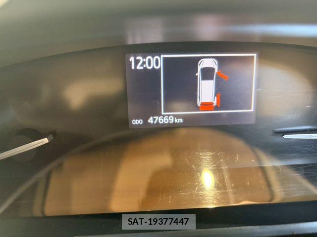 Toyota SIENTA 2016-01 7252311-18