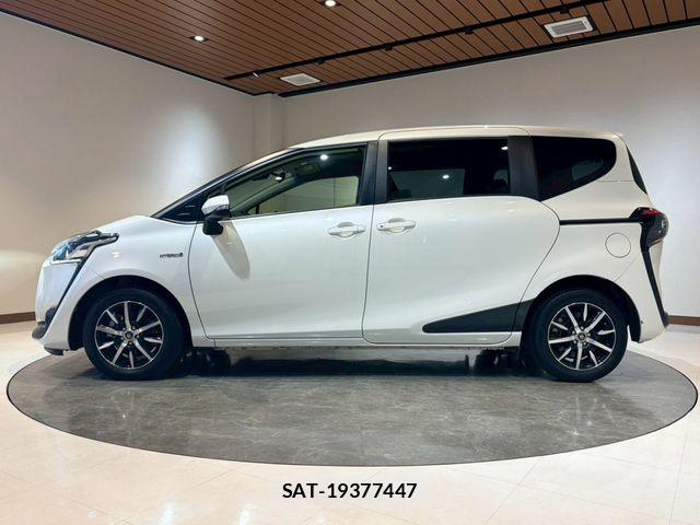 Toyota SIENTA 2016-01 7252311-4