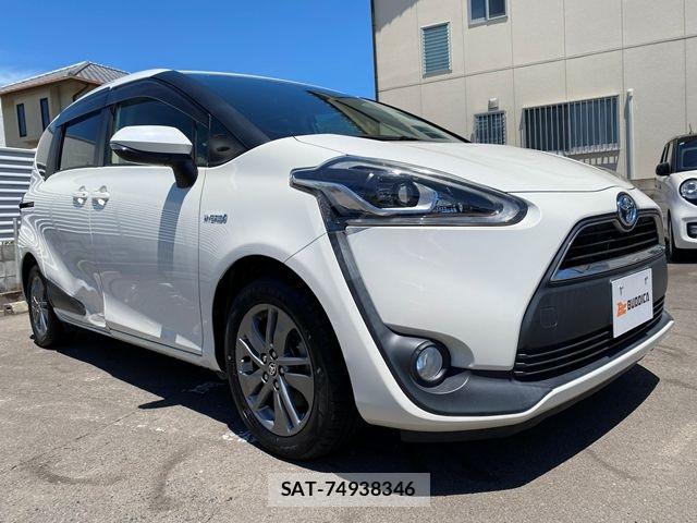 Toyota SIENTA 2016-07 7252342-1