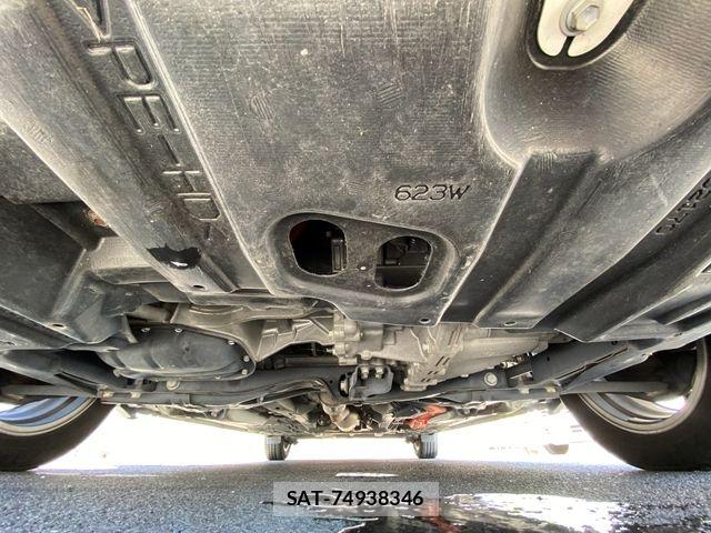 Toyota SIENTA 2016-07 7252342-27