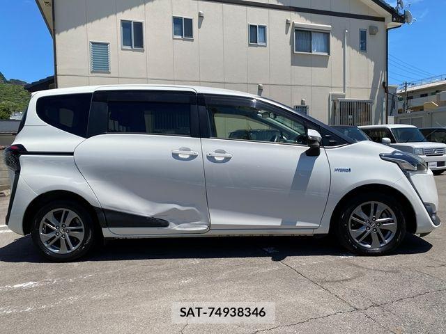 Toyota SIENTA 2016-07 7252342-5