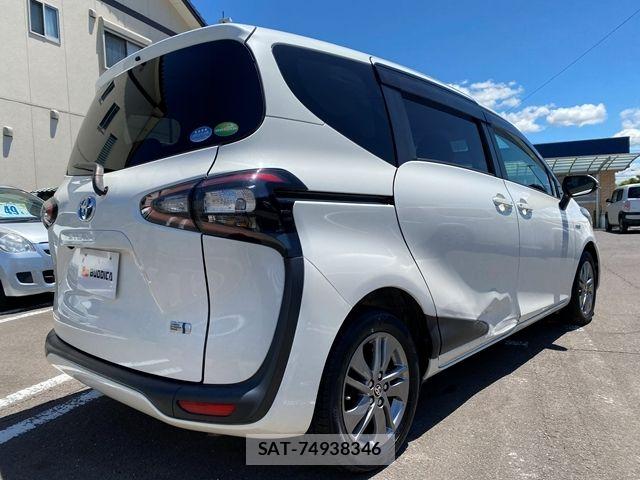 Toyota SIENTA 2016-07 7252342-6