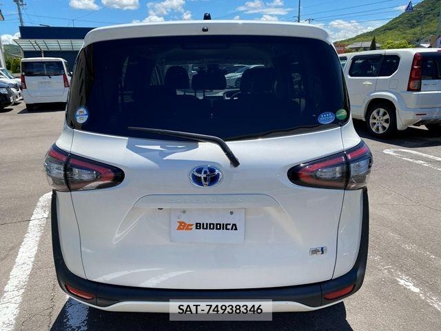 Toyota SIENTA 2016-07 7252342-7