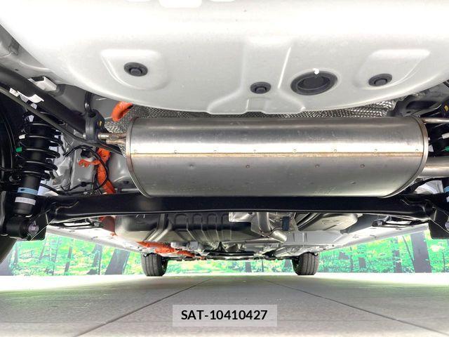 Toyota SIENTA 2026-04 7252317-19