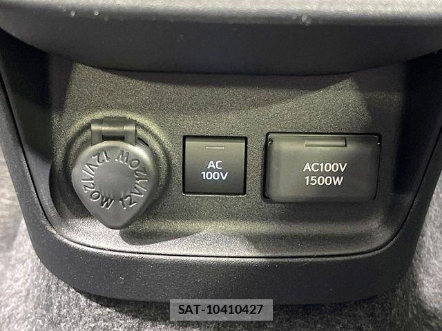 Toyota SIENTA 2026-04 7252317-7