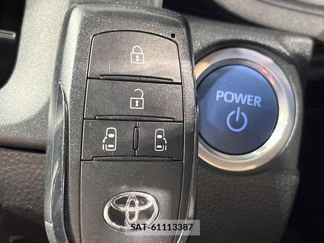 Toyota SIENTA 2023-03 7272935-6
