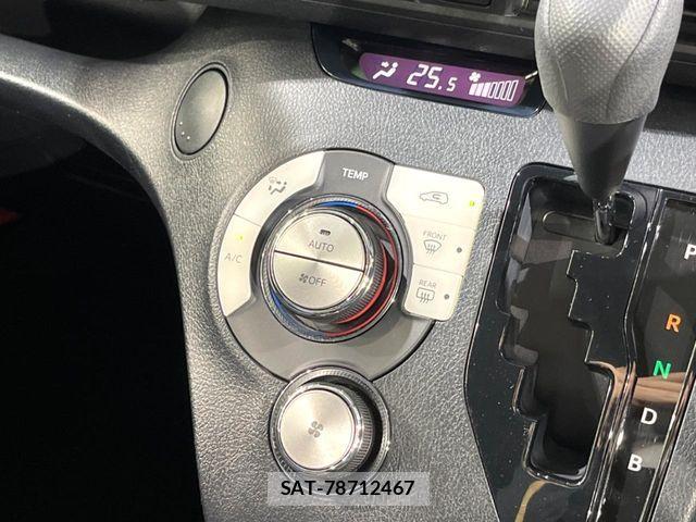 Toyota SIENTA 2017-06 7272947-6