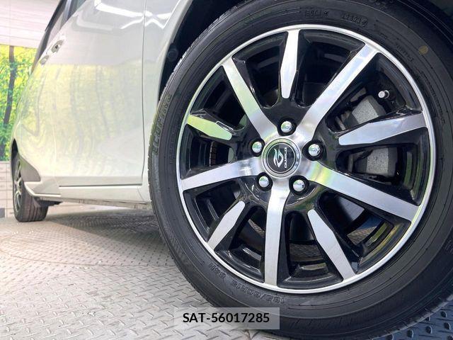 Toyota SIENTA 2017-02 7272945-13