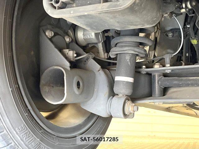 Toyota SIENTA 2017-02 7272945-19