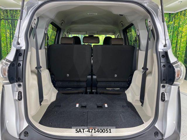 Toyota SIENTA 2019-03 7272942-10
