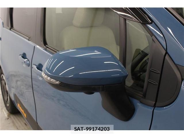 Toyota SIENTA 2022-10 7272940-9