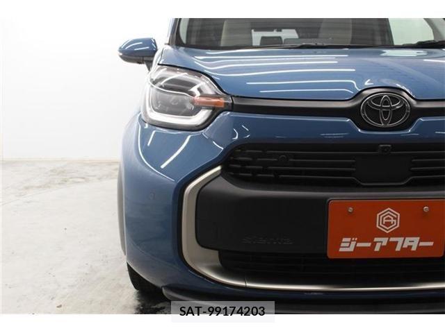 Toyota SIENTA 2022-10 7272940-10