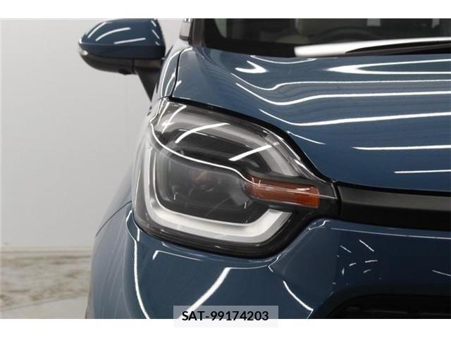 Toyota SIENTA 2022-10 7272940-11