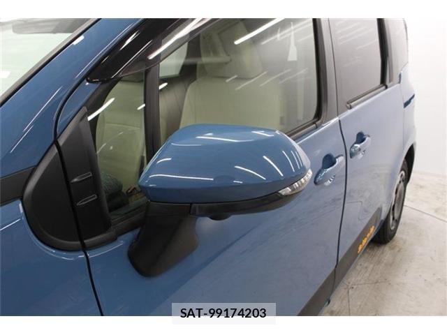 Toyota SIENTA 2022-10 7272940-14