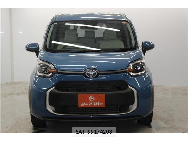 Toyota SIENTA 2022-10 7272940-1