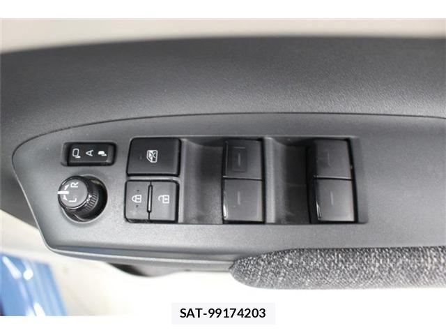 Toyota SIENTA 2022-10 7272940-28