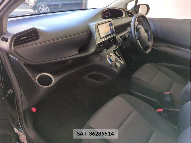 Toyota SIENTA 2021-09 7272943-2