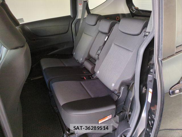 Toyota SIENTA 2021-09 7272943-4