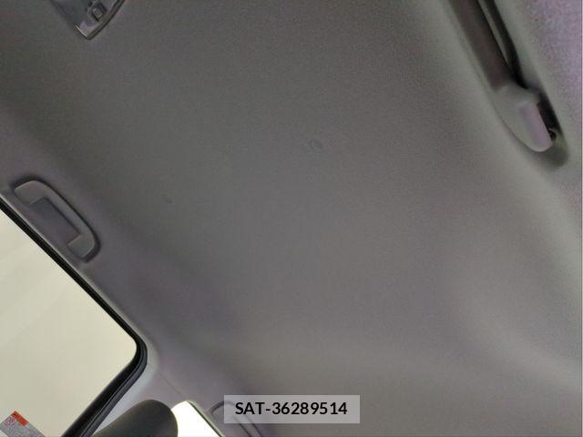 Toyota SIENTA 2021-09 7272943-5