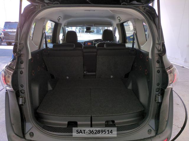 Toyota SIENTA 2021-09 7272943-6