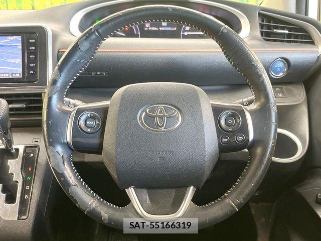 Toyota SIENTA 2016-02 7272944-11