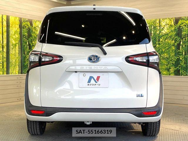 Toyota SIENTA 2016-02 7272944-15