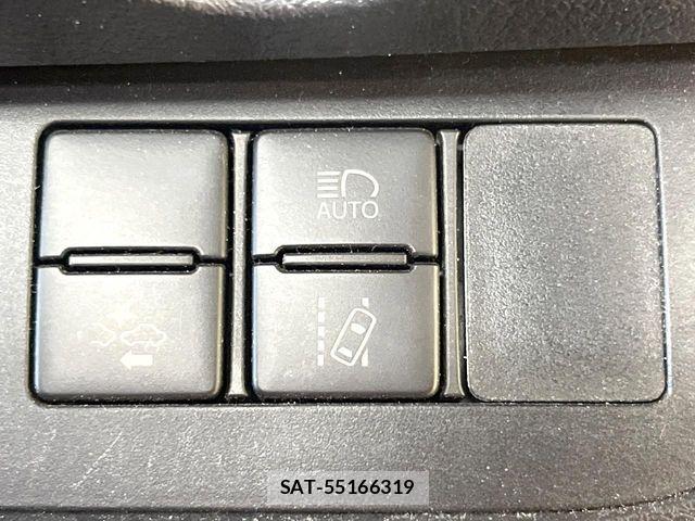 Toyota SIENTA 2016-02 7272944-5