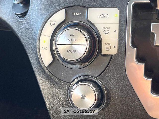 Toyota SIENTA 2016-02 7272944-6