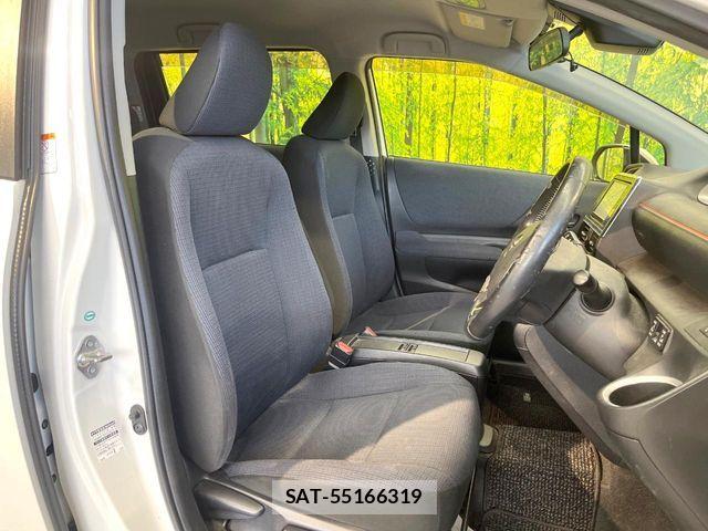 Toyota SIENTA 2016-02 7272944-7