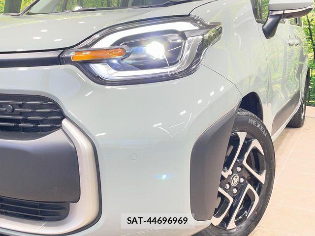 Toyota SIENTA 2023-10 7272937-11