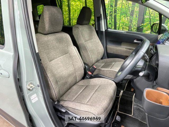 Toyota SIENTA 2023-10 7272937-7