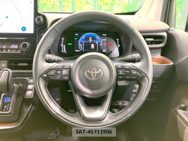 Toyota SIENTA 2023-04 7272939-11