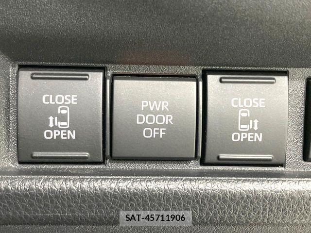 Toyota SIENTA 2023-04 7272939-2