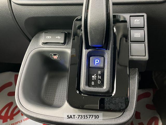 Toyota SIENTA 2023-05 7272934-17