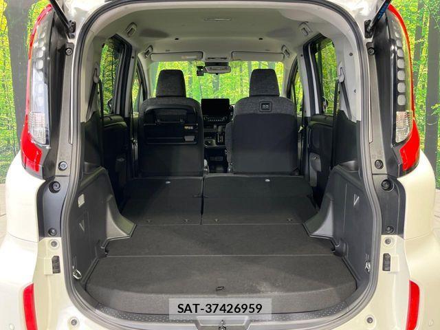 Toyota SIENTA 2023-05 7272938-9