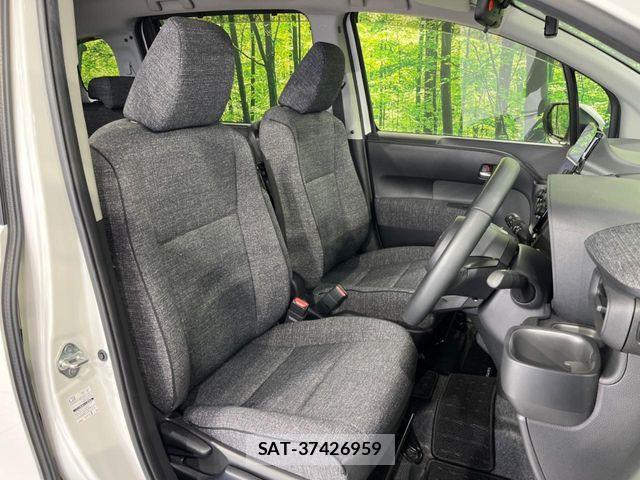 Toyota SIENTA 2023-05 7272938-7