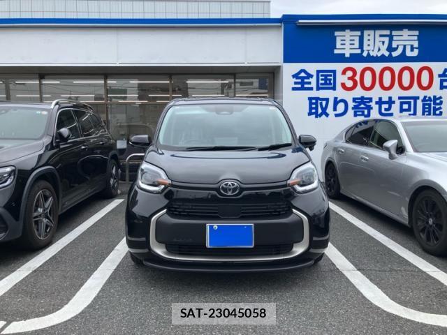 Toyota SIENTA 2023-08 7272941-0