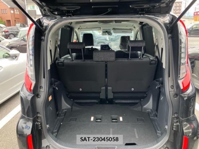 Toyota SIENTA 2023-08 7272941-11