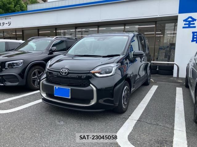 Toyota SIENTA 2023-08 7272941-2